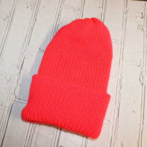🧨 Handmade Reversible Neon Coral & Black Knitted Beanie - Picture 3 of 7